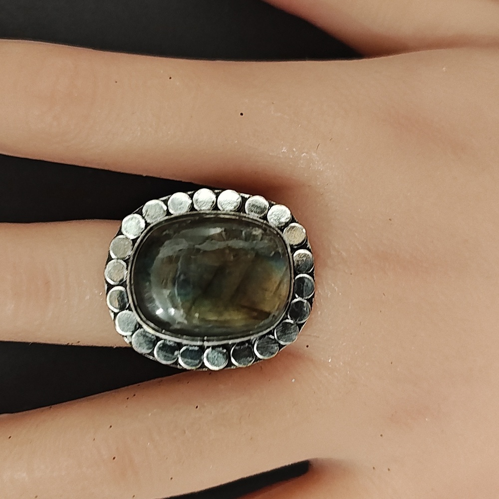 Laboradorite Gemstone Ring - Size 7 3/4 - Picture 7 of 9